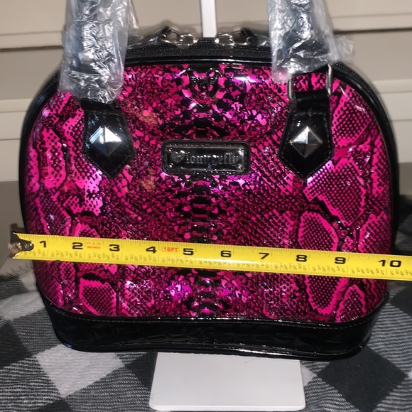 HTF Rare Loungefly Sugar Skull Embossed bag - Picture 12 of 12